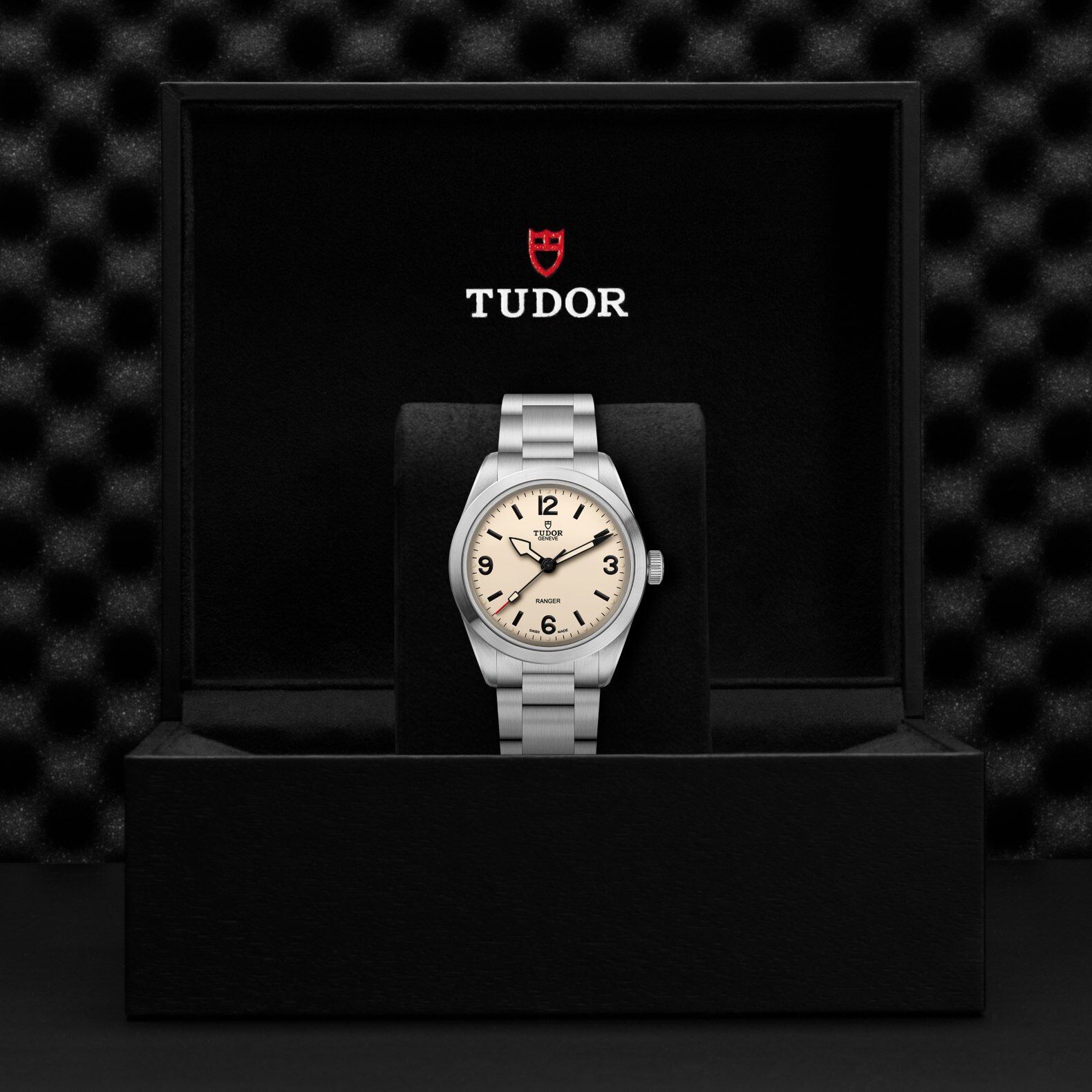 TUDOR Ranger 39mm steel case, satin finish - M79950-0008 at Underwood Jewelers