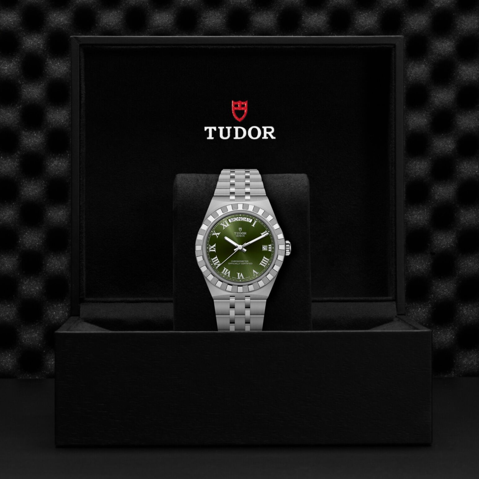 TUDOR Royal 40mm stainless steel case with polished and satin finish - M2840D1A0-0003 at Underwood Jewelers