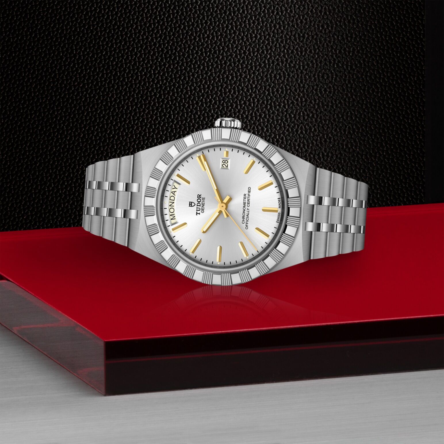 TUDOR Royal 40mm stainless steel case with polished and satin finish - M2840D1A0-0004 at Underwood Jewelers