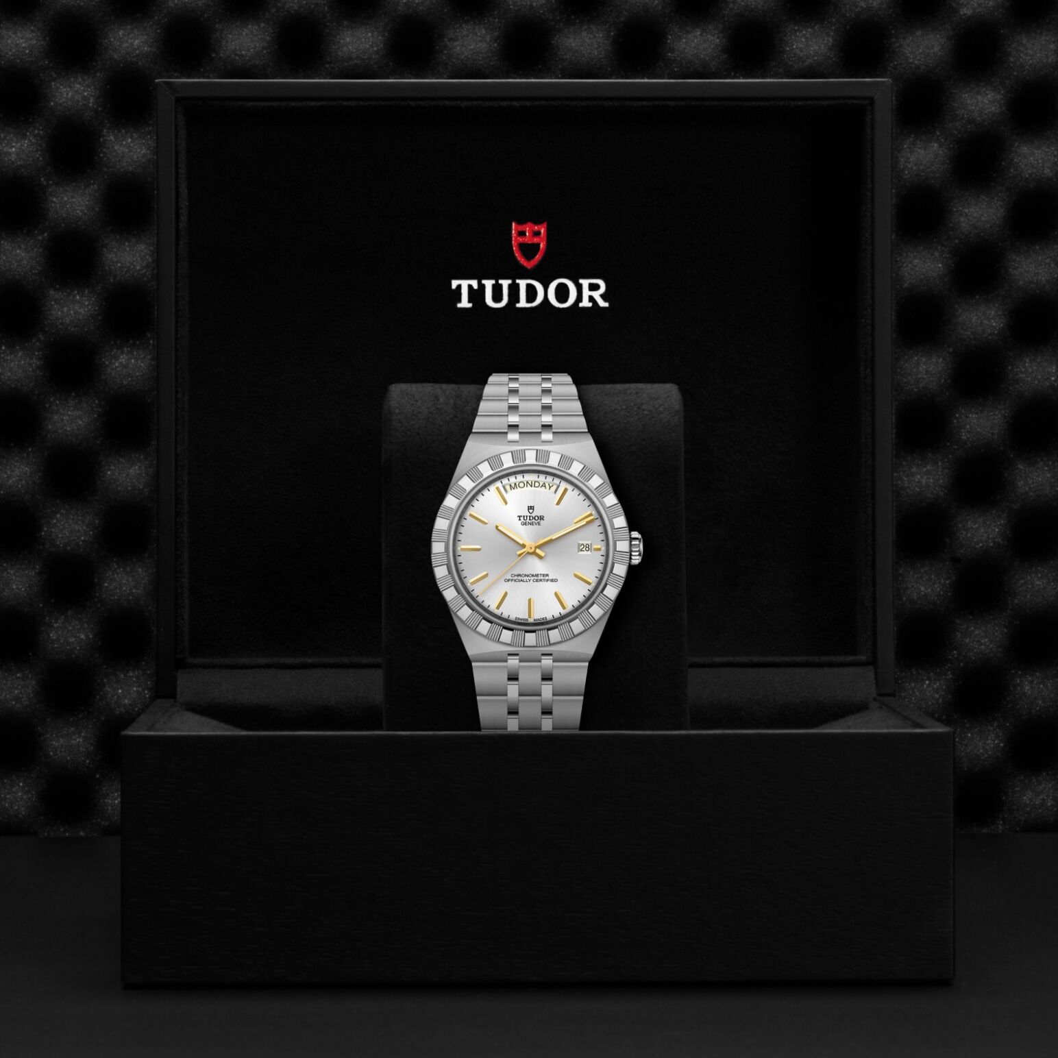 TUDOR Royal 40mm stainless steel case with polished and satin finish - M2840D1A0-0004 at Underwood Jewelers