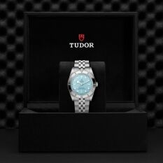TUDOR Black Bay 54 37mm stainless steel case with polished and satin finish - M79000-0001 at Underwood Jewelers
