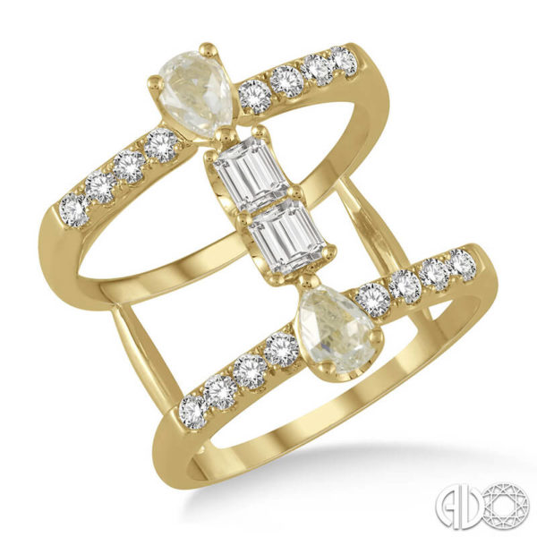 Vertical Diamond Bar Ring