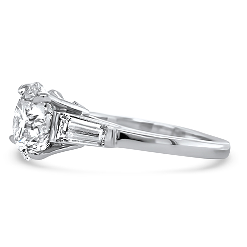 3.01ct Diamond Ring With Tapered Baguettes
