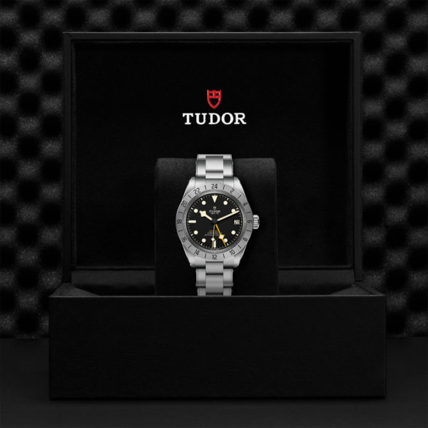 TUDOR Black Bay Pro 39mm steel case with polished and satin finish - M79470-0001 at Underwood Jewelers