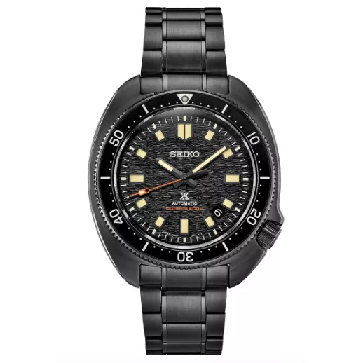 Seiko black silicone strap watch with black bezel and face
