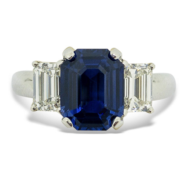 2.79ct. Sapphire & Diamond Ring