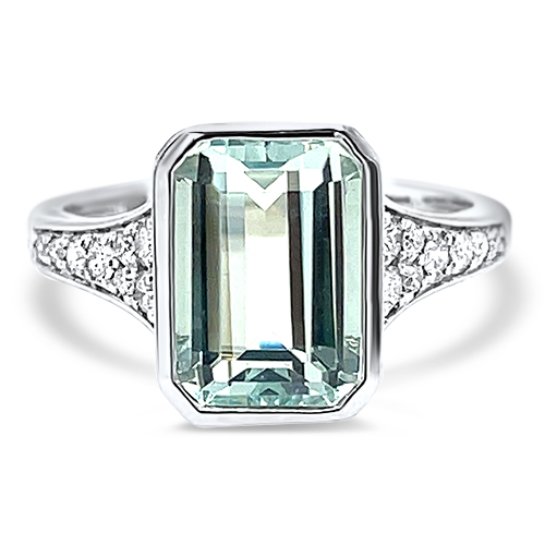 14kw Aquamarine & Diamond Ring