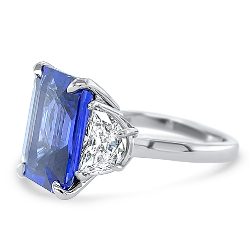 8.10ct Tanzanite & Diamond Ring