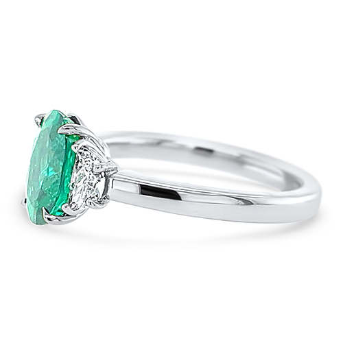 1.53ctw Oval Emerald & Diamond Ring