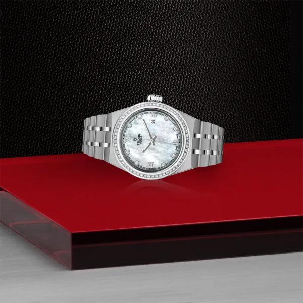 TUDOR Royal 28mm steel case with polished and satin finish - M28320-0001 at Underwood Jewelers