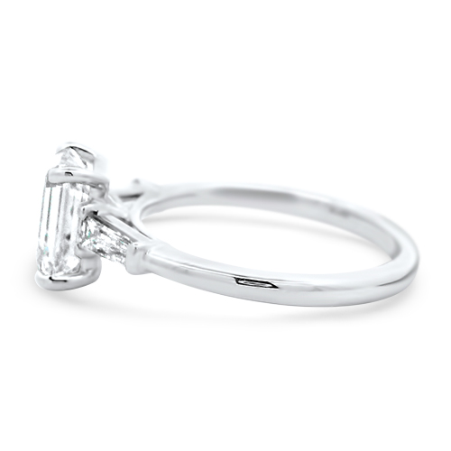 Underwood's Designs 2.00ct Emerald Cut Diamond Ring, side view (130025737)