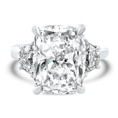 Underwood's Designs 6.04ct Cushion Cut Kipekee 3-stone Diamond Ring, front view (130026123)