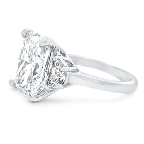 Underwood's Designs 6.04ct Cushion Cut Kipekee 3-stone Diamond Ring, side view (130026123)