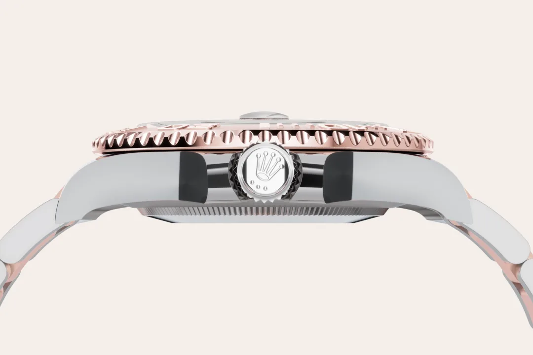 Rolex Yacht-Master 40 in Everose Rolesor - combination of Oystersteel and Everose gold, M126621-0002 - Underwood Jewelers