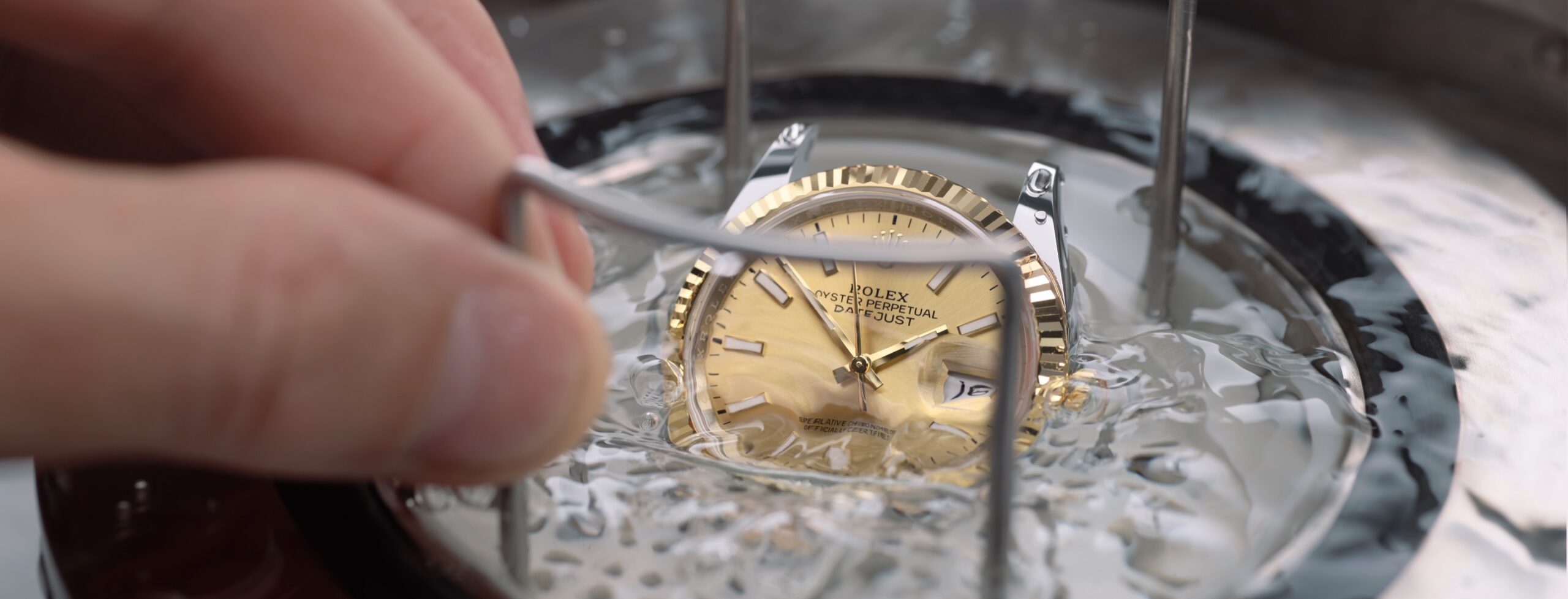 Rolex Servicing Procedure - Underwood Jewelers