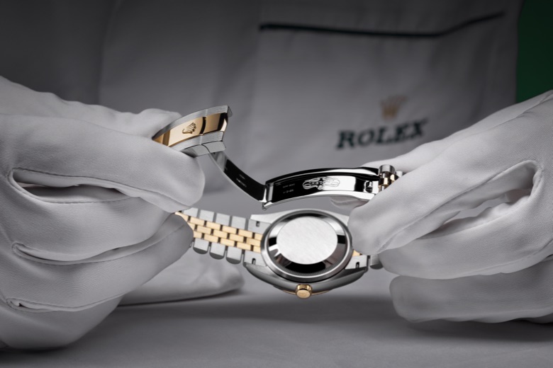 Rolex Servicing Procedure - Underwood Jewelers