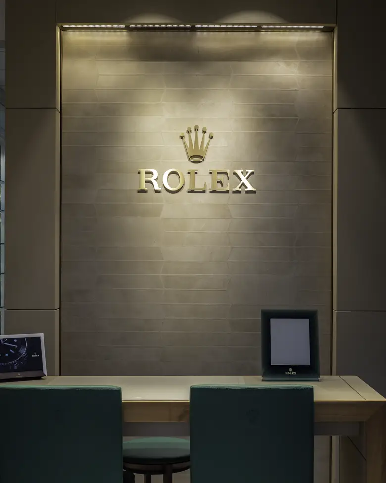 discover our luxury rolex showroom - underwood jewelers