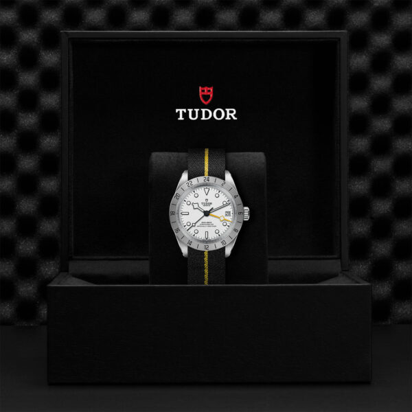 BLACK BAY PRO, 39mm steel case, Black fabric strap with yellow band