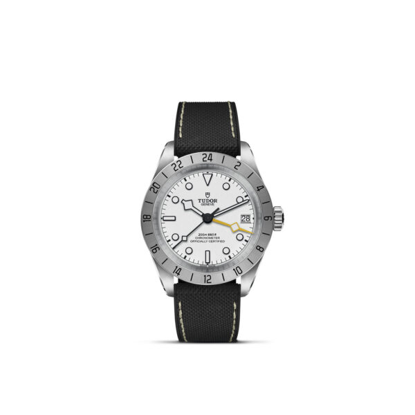 BLACK BAY PRO, 39mm steel case, Hybrid rubber and leather strap