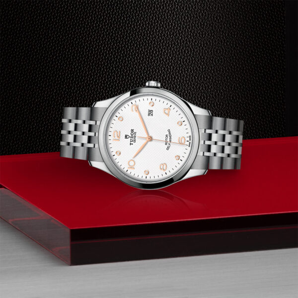 TUDOR 1926, 41mm Steel Case, White Diamond-set Dial