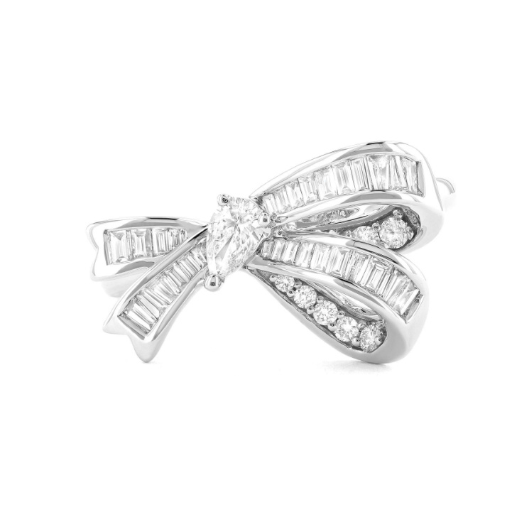 Diamond bow ring in 18K white gold with baguette, round, and pear diamonds – Underwood Jewelers