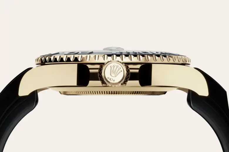 rolex Yacht-Master in 18 kt yellow gold, M226658-0001 - underwood jewelers