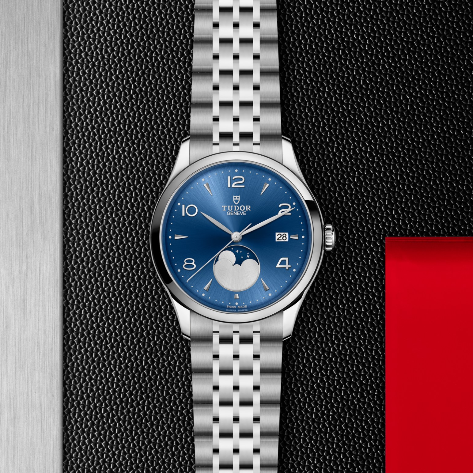 TUDOR 1926 Luna 39mm steel case with polished finish - M91560-0002 at Underwood Jewelers