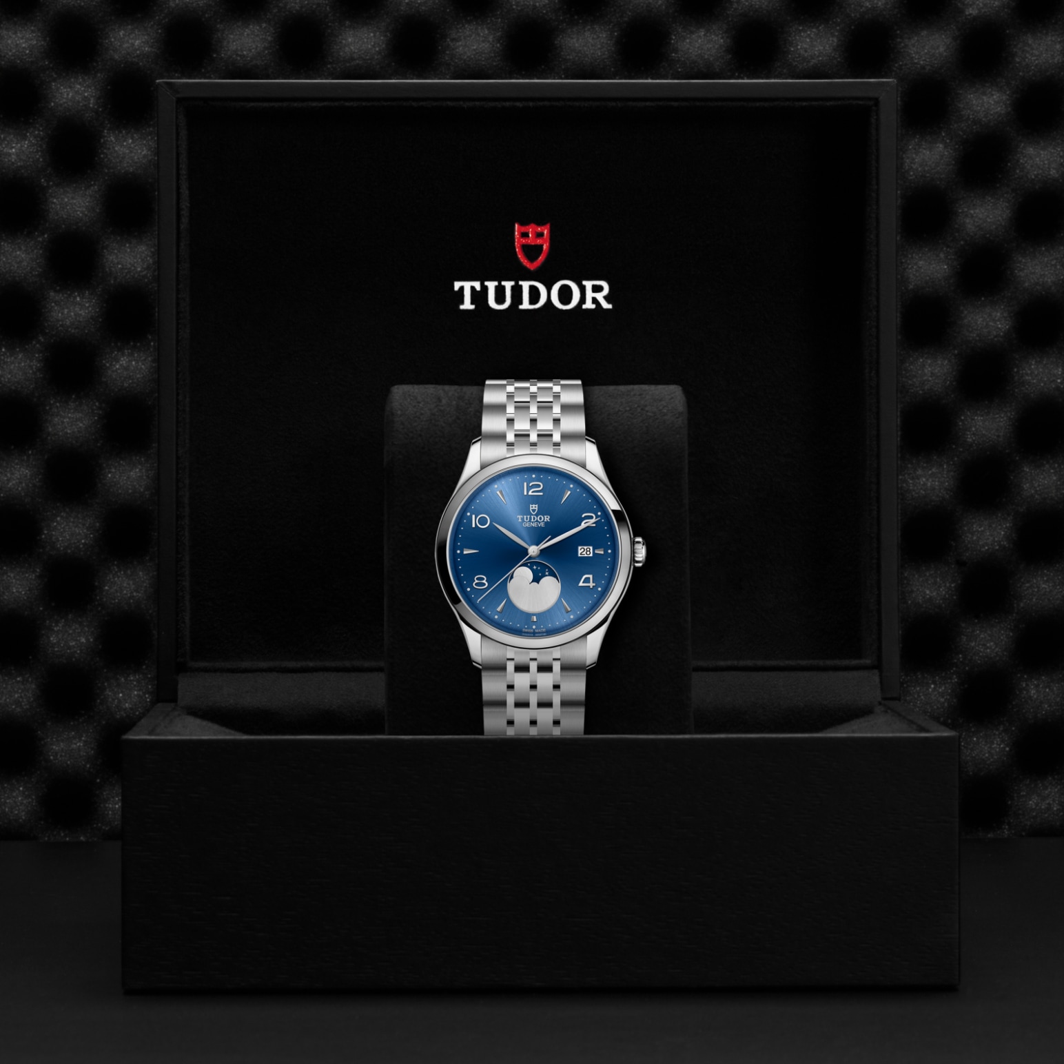 TUDOR 1926 Luna 39mm steel case with polished finish - M91560-0002 at Underwood Jewelers